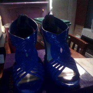 Madden Girl marvel blue heel size 10